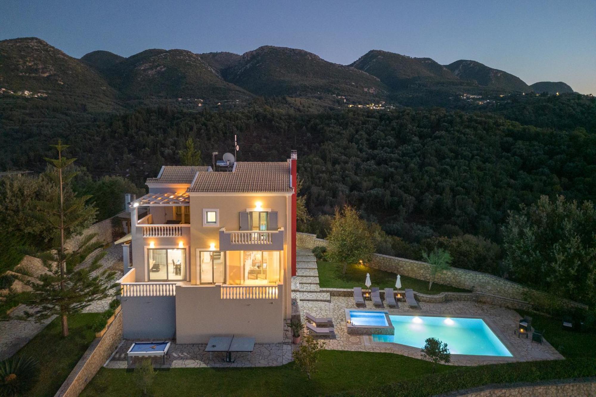 Villa Piedra Acharavi *