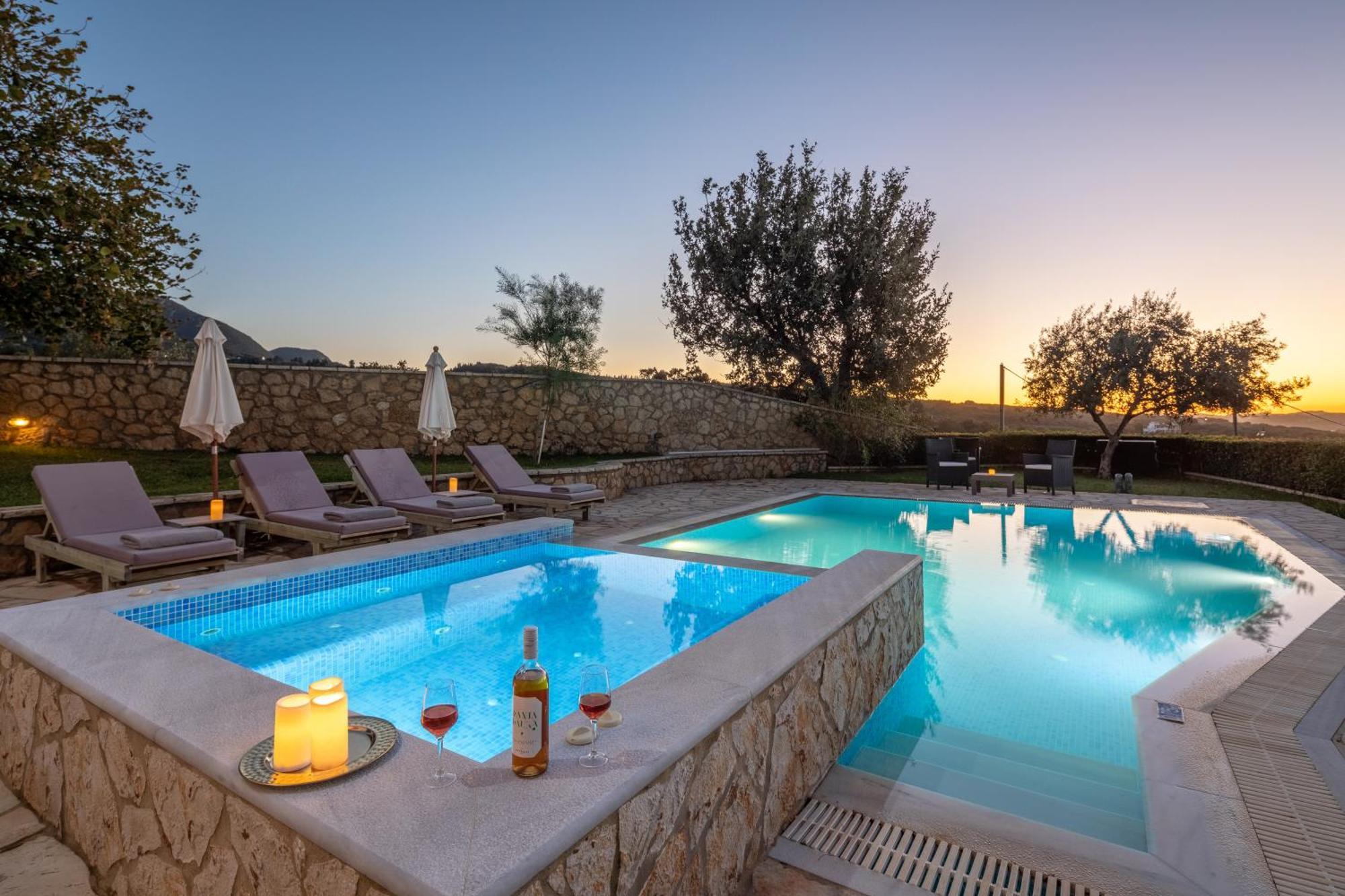 Piedra Acharavi Villa
